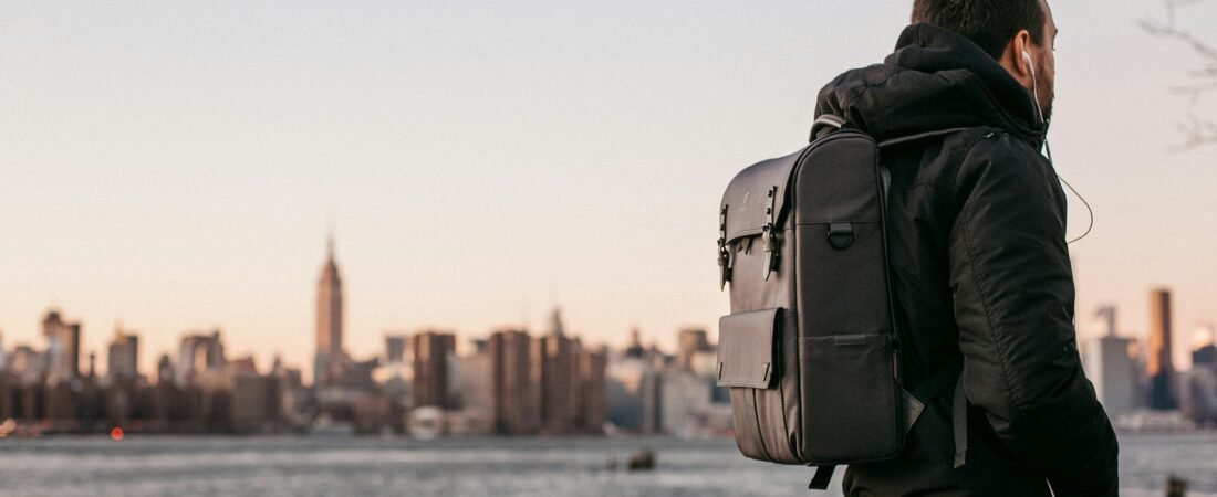 Acessórios indispensáveis para viajantes minimalistas